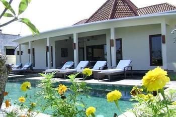 Villa Amari ماتارام المظهر الخارجي الصورة